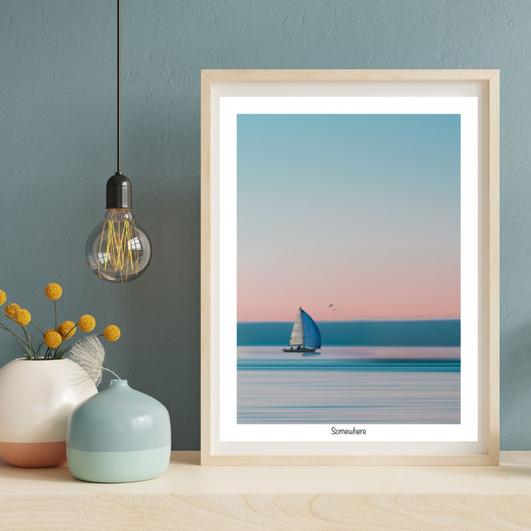 cadre-photo-voilier-bleu-minimaliste